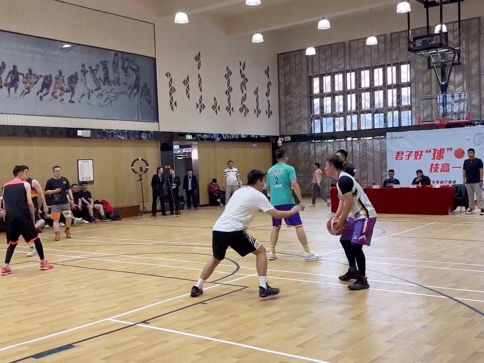 以球會“鄰”，哈市這些小區業主球類聯賽歡樂開賽