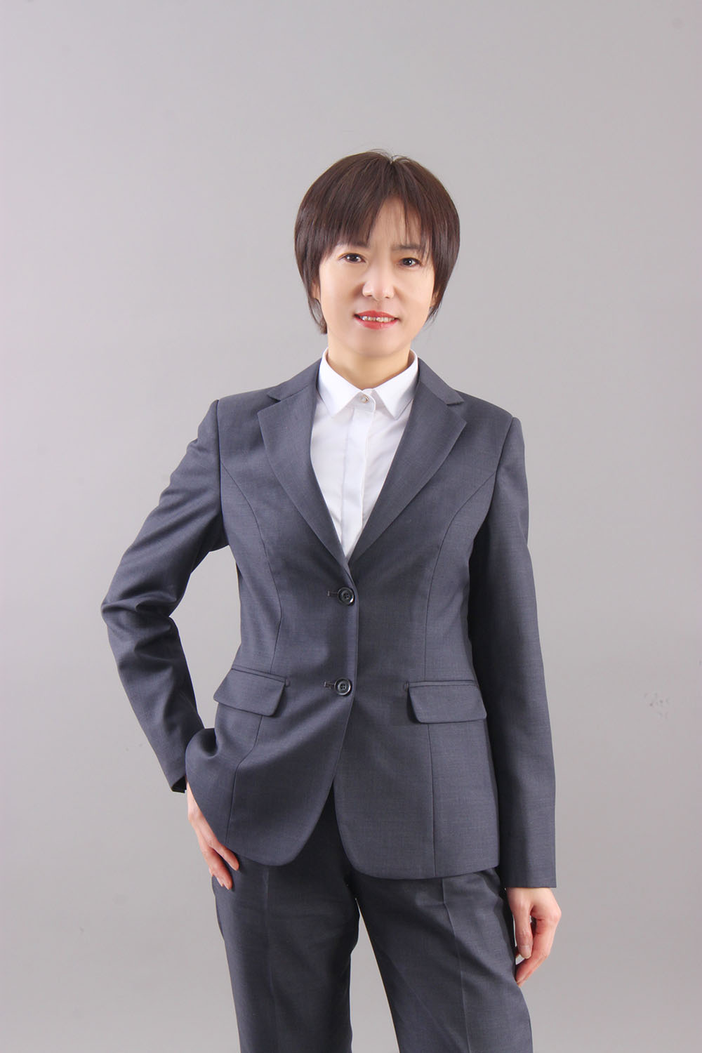 欣匯龍物業(yè)財務副總監(jiān)邊冬雪