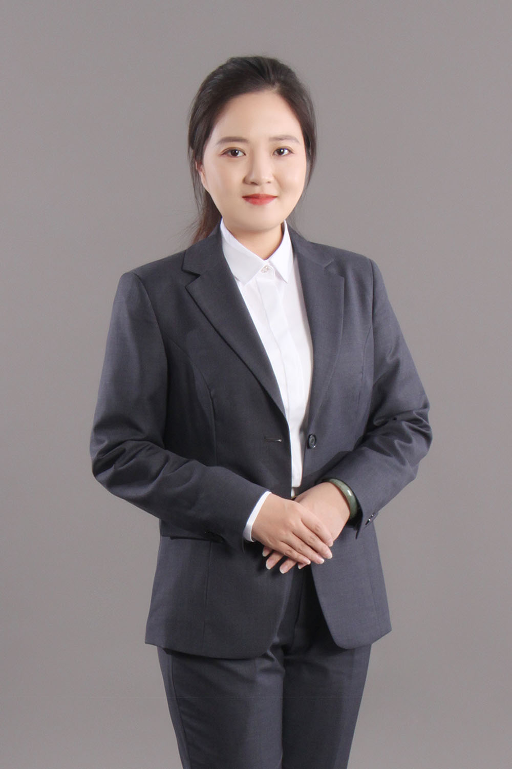 欣匯龍物業(yè)副總賈雯清