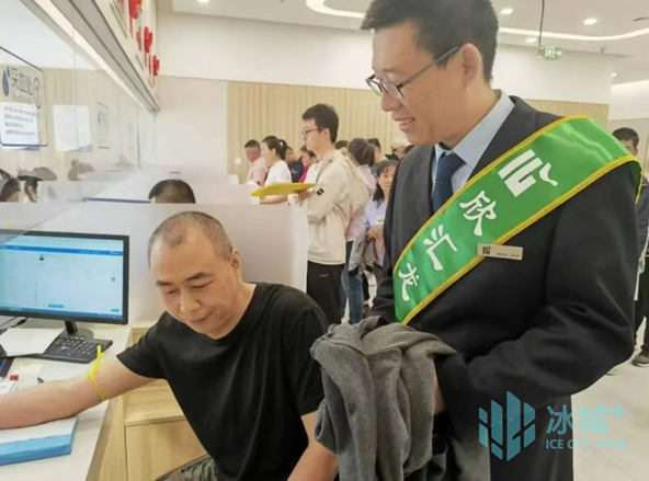 暖心！中秋節來臨，物企為萬名業主送“健康”佳禮